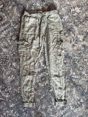 Nicole Miller Linen Pants in Light Green